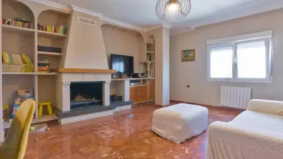 Chalet on Calle de Goya photo 9