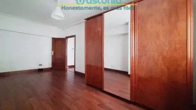 Apartment on Avenida de Agirre Lehendakaria photo 6