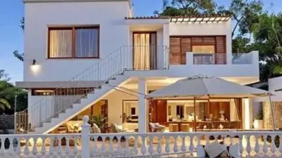 Chalet on Carrer 532 photo 2