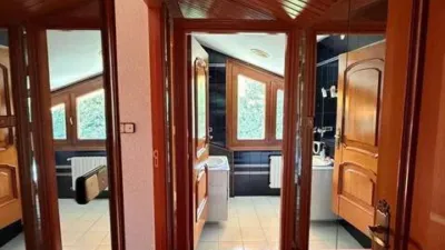 Chalet on Esgos Street, Ourense photo 12