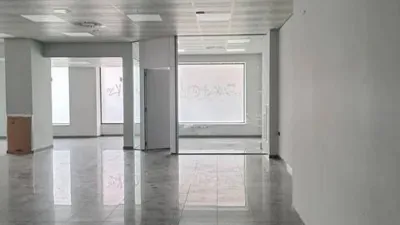 Local comercial en venta en Calle de Corcubión - Vista 4