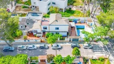 Chalet on Carrer 532 photo 8
