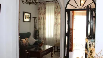 Chalet on Calle del Altozano photo 9