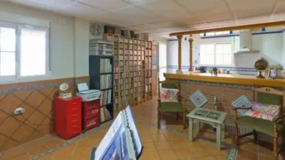 Chalet on Calle de Goya photo 53