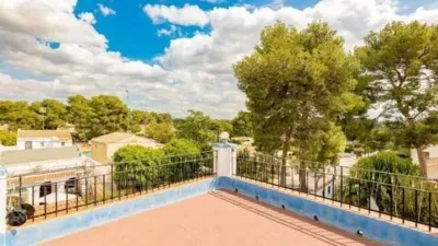 Chalet on Carrer 532 photo 12