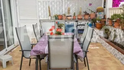 Duplex for sale on Avenida de Juan Sebastián Elcano photo 3