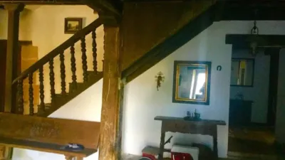 Chalet in Villapresente Barrio photo 9