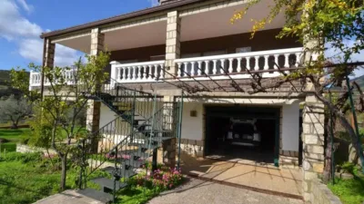 Chalet in Villar del Pedroso photo 2