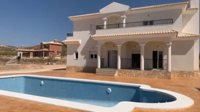 Chalet in Camarillas photo 44