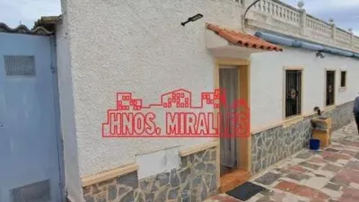 Chalet in Albatera photo 12