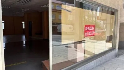 Local comercial en alquiler en Avenida de Vilaboa, cerca de Calle de los Condes de Andrade - Vista 2