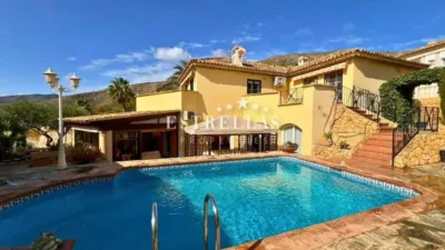 Chalet in Finestrat photo 4