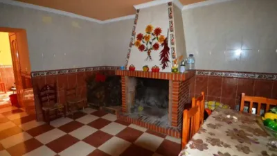 Chalet in Malpartida de Plasencia photo 2
