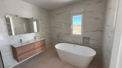 Chalet in Camarillas photo 9
