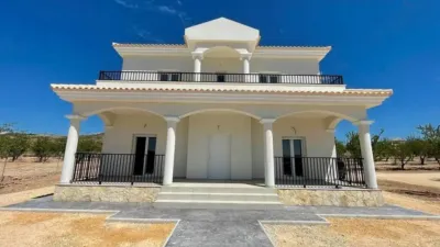 Chalet in Camarillas photo 10