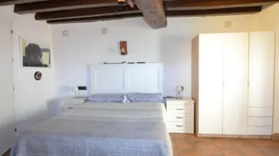 Chalet on Calle de la Expo 92 photo 12