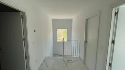 Chalet in Camarillas photo 10