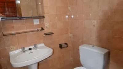 Apartment in Malpartida de Plasencia photo 9