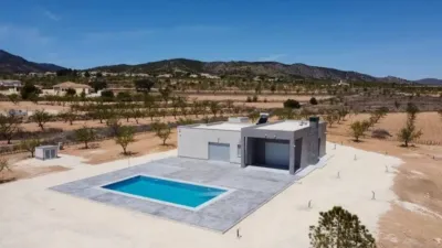 Chalet in Camarillas photo 24