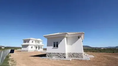 Chalet in Camarillas photo 18