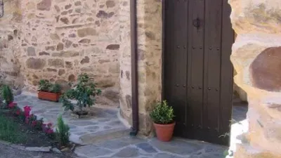 Chalet en Santiago Millas photo 4