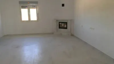 Chalet in Camarillas photo 4