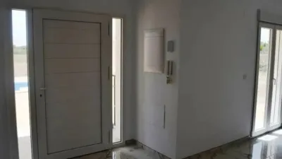 Chalet in Camarillas photo 8