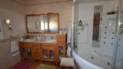 Chalet in Plasencia photo 7