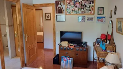 Chalet on Calle Nueva Sierra photo 38