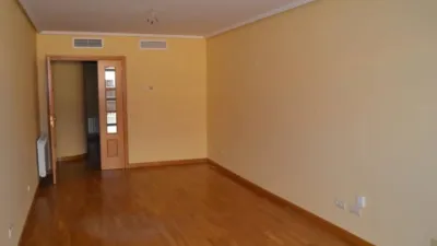 Apartment on Sor Valentina Mirón Street photo 2