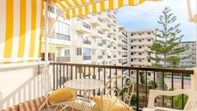 Apartment on Avenida Santiago Puig photo 4