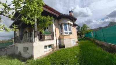 Chalet in Milagros photo 3