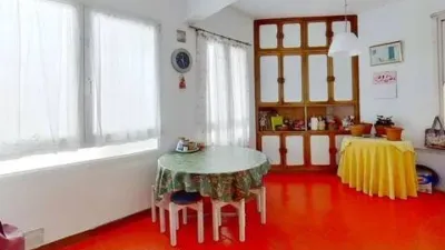 Apartment on Campo Volantín Street photo 9