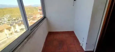 Apartment in Figueres photo 11