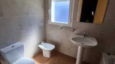 Flat on Calle Montesa photo 22
