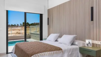 Chalet in La Finca Golf Urbanization photo 14
