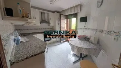 Apartment in Gernika-Lumo photo 4
