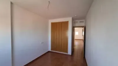 Flat on Calle Montesa photo 20