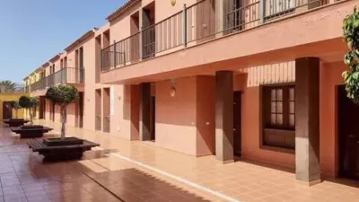 Apartment on Avenida de José Antonio Tavio photo 14