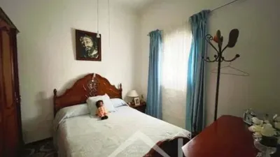 Terraced house in Castilblanco de los Arroyos photo 4
