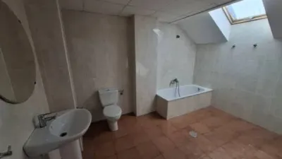 Flat on Calle Montesa photo 13