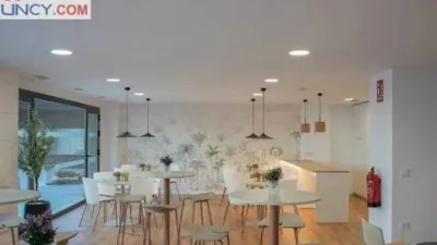 Piso en alquiler en Entrenúcleos, Entrenúcleos (Dos Hermanas) de 1.400 €<span>/mes</span>