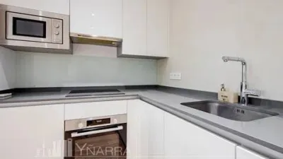 Apartment on Clara del Rey Street photo 13