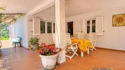 Chalet on Avinguda del Canigó photo 8