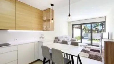 Apartment in Golf Bahía Urbanization photo 4