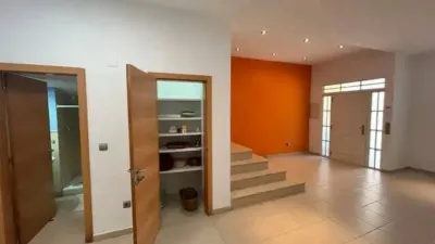 Chalet in Aldaia photo 4