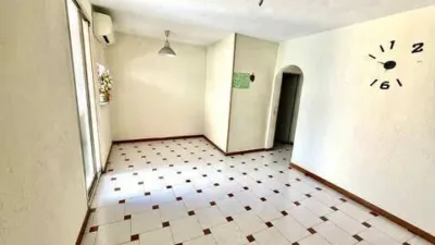 Apartment in the South-East photo 4