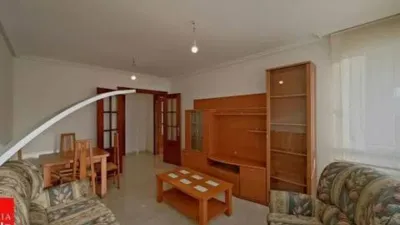 Apartment in Barrio de la Iglesia de San Mamés, 28 photo 3