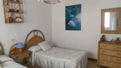 Apartment on Manuel Fraga Iribarne Street photo 44