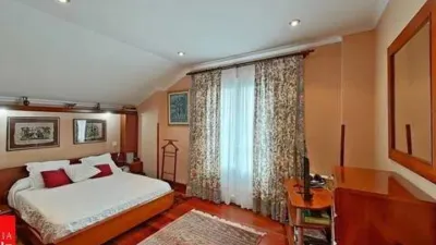 Chalet on Calle Barrio Piedrahita, no. 16 photo 51